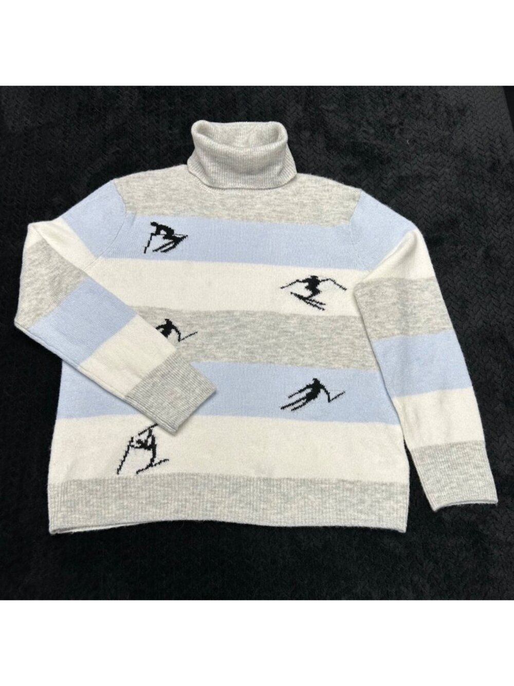 Ski Pattern Turtleneck Sweater By CeCe Medium Blue & White Striped Wool Blend